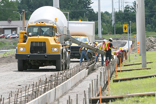 Best Best Concrete Contractor  in Dayton, OH